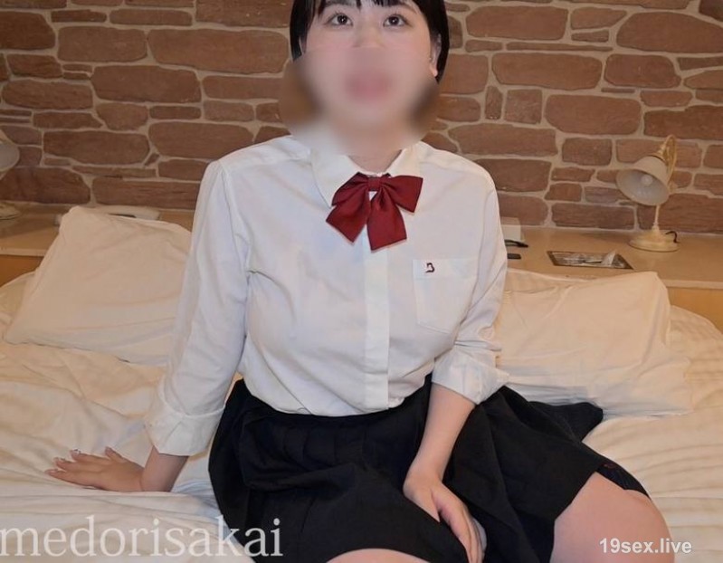 fc2-ppv 4522844 [no] 18-年-OLD f cupro◯*rei -chan。每天手淫*cosplay，然后不用丸剂服用。-视频截图-3